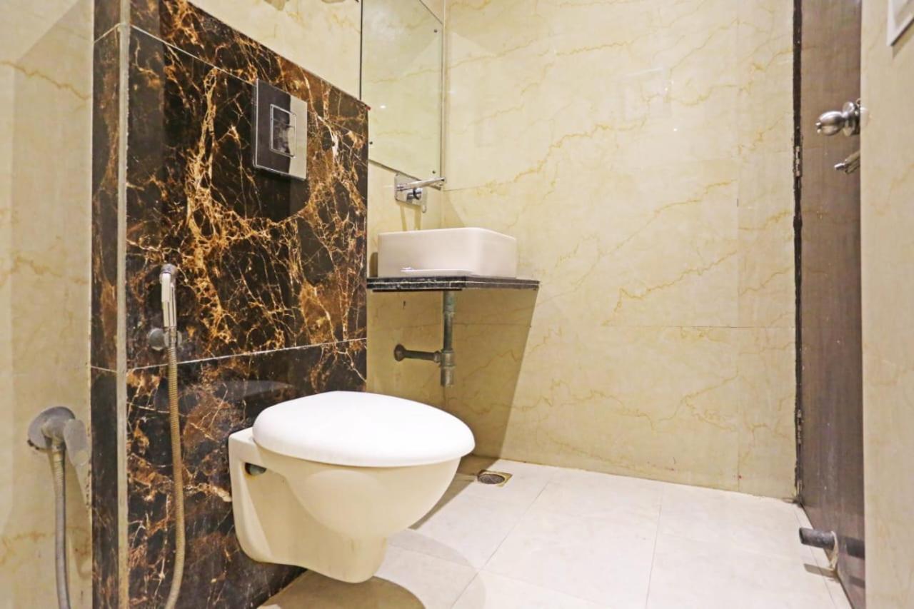 ניו דלהי Hotel Vijaydeep Place Near Delhi Airport מראה חיצוני תמונה
